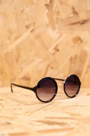 Classic Round Black Sunglasses