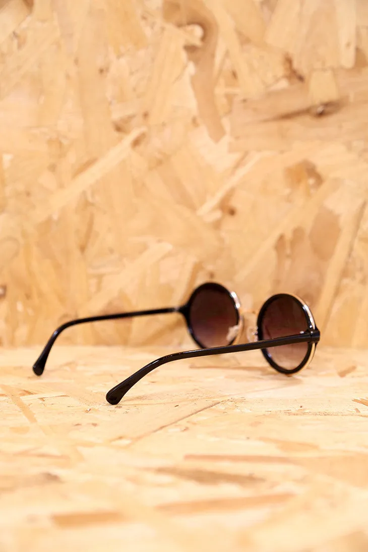 Classic Round Black Sunglasses